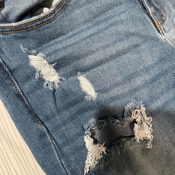 Kancan women’s skinny jeans distressed size 5 / 26 stretch - Picture 2 of 12